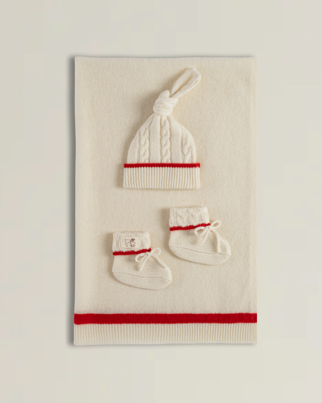 Holiday edition travel frost blanket set