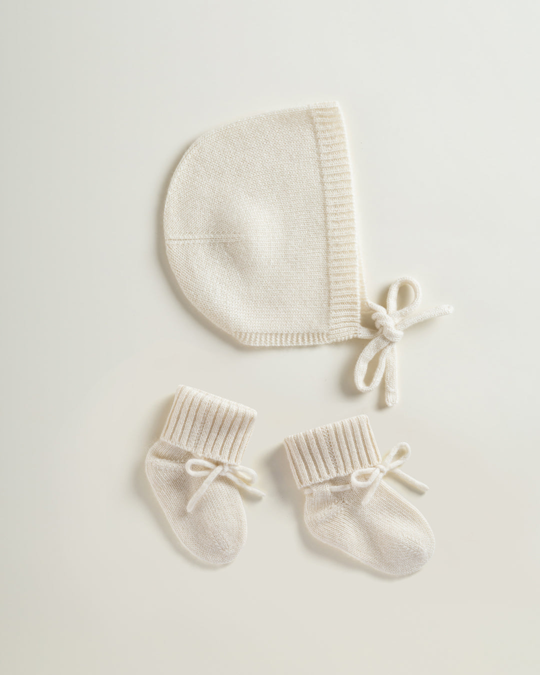 Bonnet and Booties Set | Petit Louli